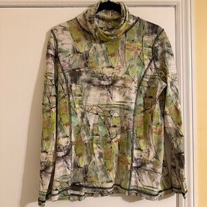 SNO SKINS Camouflage LONG SLEEVE Turtle Neck Cowl Neck women L